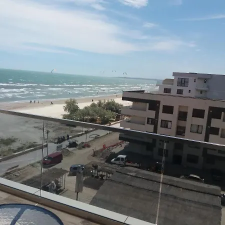 On The Beach Mamaia *